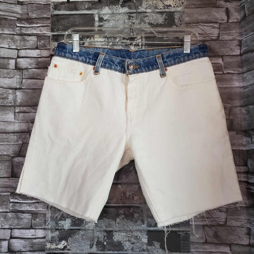 Levi's White Blue Denim‎ Shorts Women's Size 37 Button Fly
